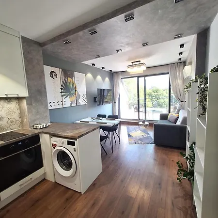 Cloud 6 -top Center,360° View,free Private Parking דירה
