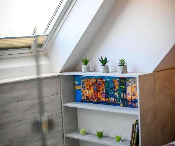 Apartment Cloud 6 -top Center,360° View,free Private Parking