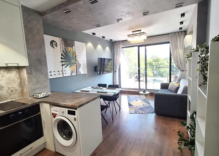 Cloud 6 -top Center,360° View,free Private Parking Apartment