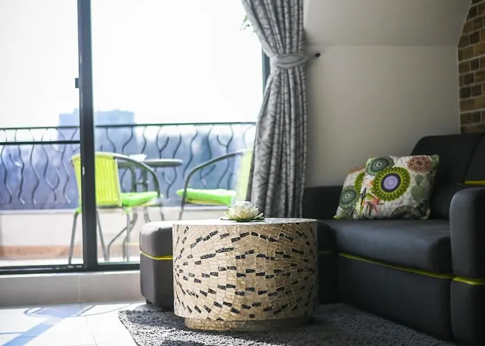 Apartment Cloud 6 -top Center,360° View,free Private Parking