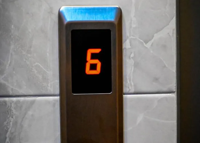 Cloud 6 -top Center,360° View,free Private Parking