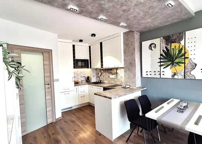 Cloud 6 -top Center,360° View,free Private Parking Apartamento